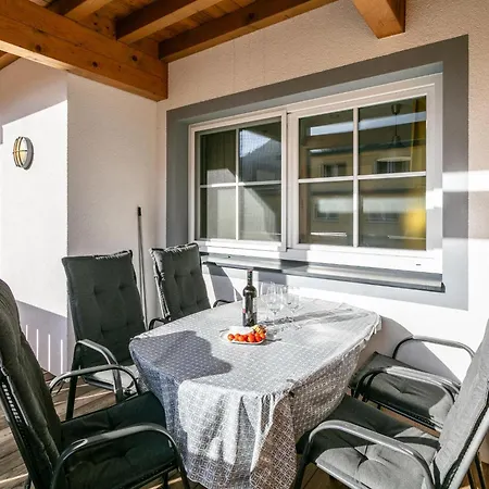 Apartment Edelalm Residenz 2 *