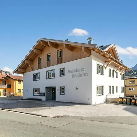 Edelalm Residenz 2 *